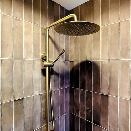 Locatie Downtown דירה